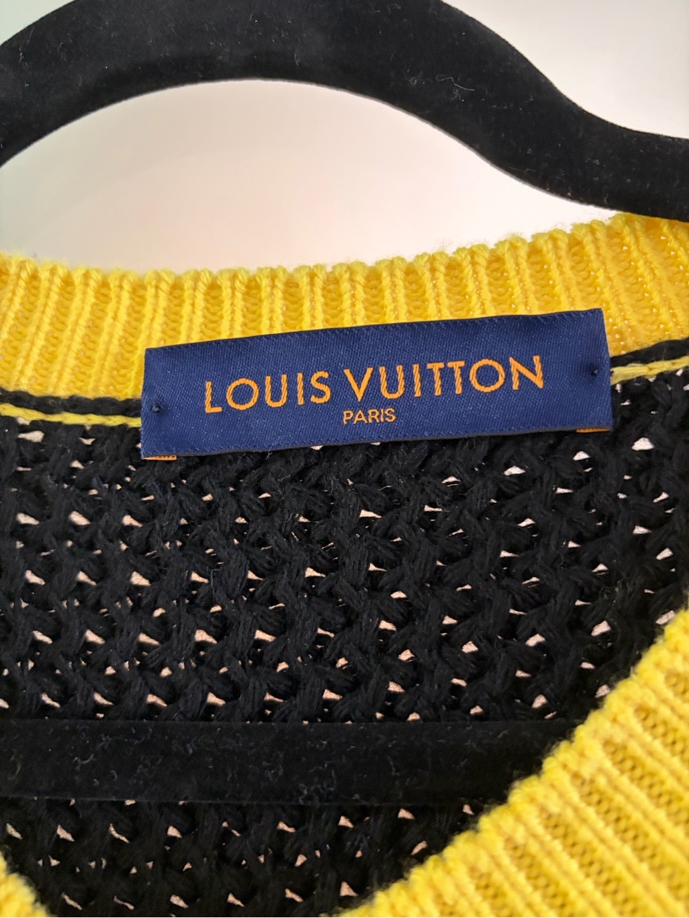 Louis Vuitton Black & Yellow Logo Crewneck Sweater - Picture 3 of 3